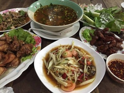 ลาบเกินร้อย สืบศิริ