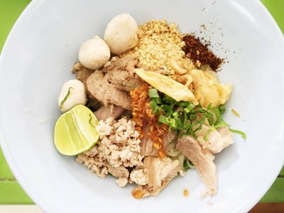 แม่นิ ก๋วยเตี๋ยวสุโขทัย (ก๋วยเตี๋ยวสุโขทัย แม่นิ) แม่นิ ก๋วยเตี๋ยวสุโขทัย (ก๋วยเตี๋ยวสุโขทัย แม่นิ)