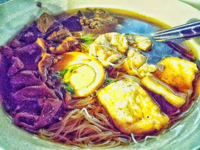 ก๋วยจับเส้นหมี่