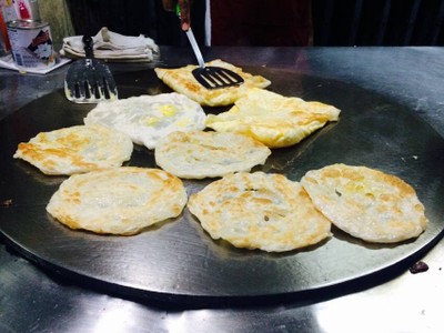 บ้านโรตี (Roti House) บ้านโรตี (Roti House)