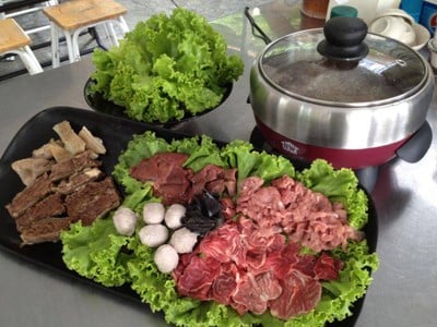 เนื้อวัวไร้เทียมทาน (เหม่งจ๋าย)