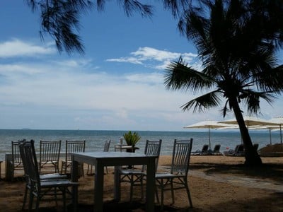 Glass House Boho นาจอมเทียน
