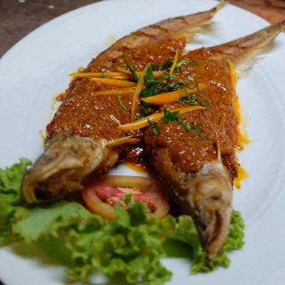 ร้านอาหารริมน้ำแกรนด์เจ้าพระญา