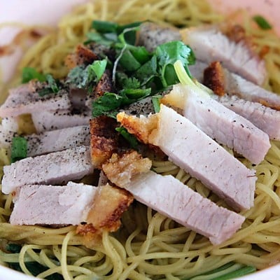 บะหมี่เกี๊ยว ร้านยิ่งเจริญ บะหมี่เกี๊ยว ร้านยิ่งเจริญ
