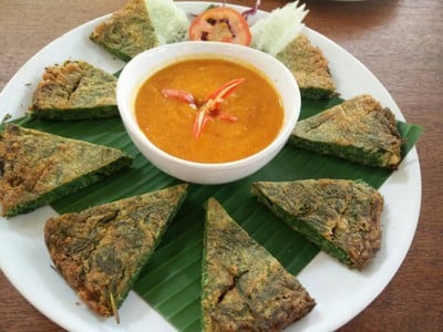 รออยู่ตรงนี้ Food & Friends, Chiang Mai เชียงใหม่