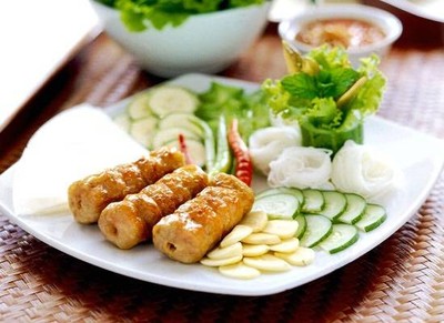 กันตกานต์ (กันตกานต์ แหนมเนืองและสเต็ก) กันตกานต์ (กันตกานต์ แหนมเนืองและสเต็ก)