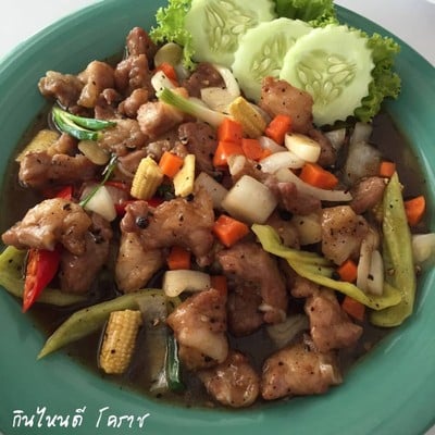 ลุงหนวดอาหารตามสั่งไม่ธรรมดา