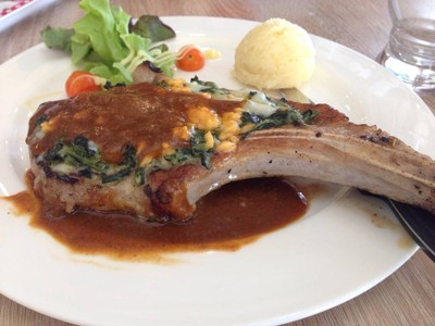 พันธ์สุขสเต็กแอนด์เรสเตอรองท์ (1000 Sook Steakhouse & Restuarant) ชะอำ พันธ์สุขสเต็กแอนด์เรสเตอรองท์ (1000 Sook Steakhouse & Restuarant) ชะอำ