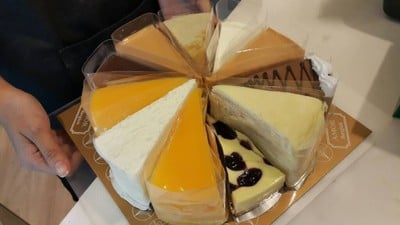 เค้กวันเกิดแฟนซี อร่อยหลายรส