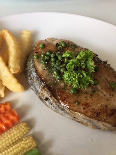 ร้าน HERE'S (ก๋วยจั๊บญวน) ถ.ดินสอ