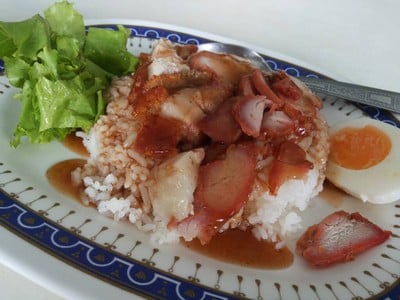 ข้าวหมูแดงนายแบงค์