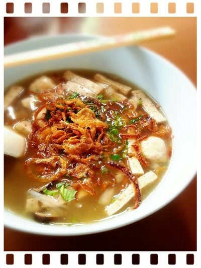 จั๊บญวนแม่พลอย โชคชัย 4 แยก 65