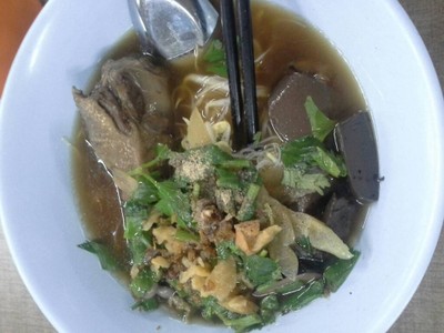 ก๋วยเตี๋ยวเป็ดตุ๋น