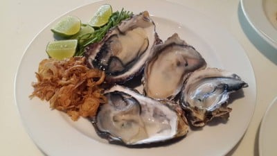 The Terrace@72 รามาดาพลาซา เจริญกรุง 74