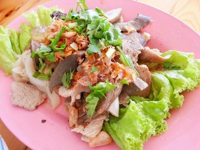 เนื้อต้มบ้านสิงห์ ตลาดกำนันยงค์ เนื้อต้มบ้านสิงห์ ตลาดกำนันยงค์