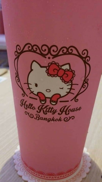 รีวิว Sanrio Hello Kitty House Bangkok สยามสแควร์ วัน - Hello Kitty Cafe'
