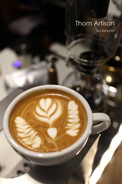 Thom Artisan Coffee Promenada