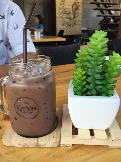 The Cottage Cafe & Bar