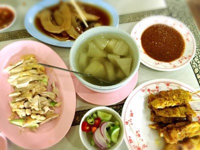 วันนี้จัดเต็ม ไก่ต้ม~ต้มหน่อไม้จีน~ต้มจืดไชท้าว~หมุเต๊ะ