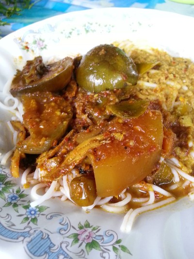 ขนมจีนจี้หนุ่ย