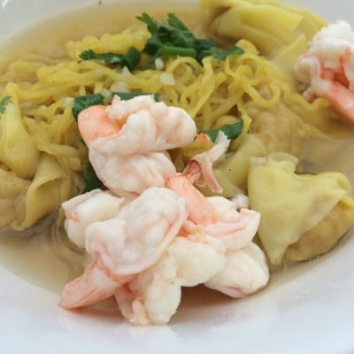 สหชัยบะหมี่เกี๊ยว ปู หมูแดง ลูกชิ้น บางแสน ศรีราชา