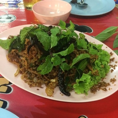 ลายเป็ดกรอบ อร่อยเวอร์ เยอะโคตร