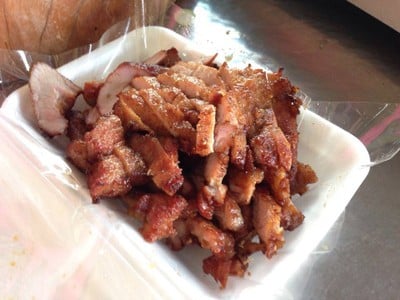 ซื้อหมูกระเทียมพริกไทยกลับ้าน