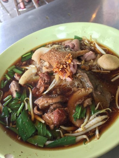 ก๋วยเตี๋ยวเนื้อ สว่างอรุณ (Sawang Arun Beef Noodle) ก๋วยเตี๋ยวเนื้อ สว่างอรุณ (Sawang Arun Beef Noodle)