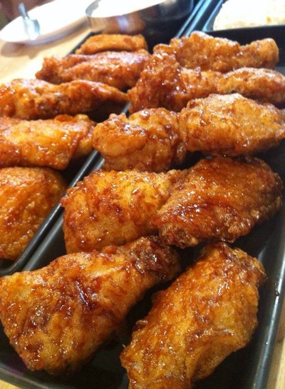 BonChon (บอนชอน) เอสพลานาด รัชดาภิเษก BonChon (บอนชอน) เอสพลานาด รัชดาภิเษก