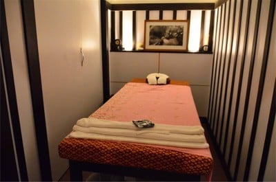 Montra Health & Spa เซ็นทรัลเวิลด์  ชั้น 2