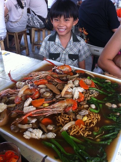 แป๊ะราดหน้า มหาชน นนทบุรี (Nonthaburi)