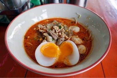ก๋วยเตี๋ยวหมูซุปเปอร์ 4 (Super 4 Noodles) เมืองเอก ก๋วยเตี๋ยวหมูซุปเปอร์ 4 (Super 4 Noodles) เมืองเอก
