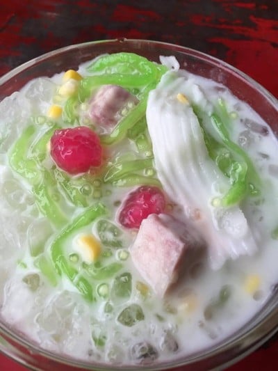 บัวลอยไข่หวานทรงเครื่อง (บัวลอยไม่มีสาขา)