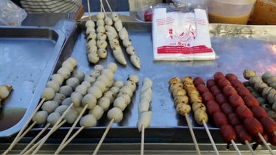 ร้านลุงเคราหมึกย่าง