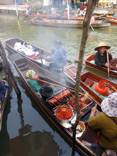 ตลาดน้ำท่าคา