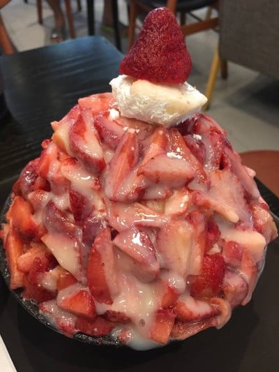 Hollys Coffee สยามสแควร์ วัน