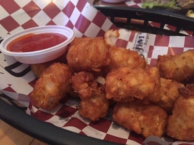 JIM's Burgers & Beers อารีย์