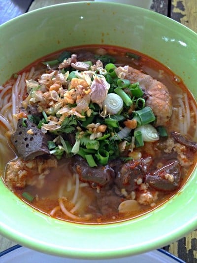 ข้าวเงี้ยวตาบุญ -