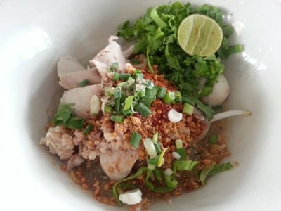 น้ำทิพย์ ก๋วยเตี๋ยวหมู ต้มยำมะนาว