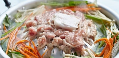 อิ่มง่าย สบาย ไม่ต้องเคลื่อนที่ กับหมูกระทะเดลิเวอรี่ “วาสนาหมูกระทะ&#034;