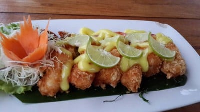 The Good View Village Restaurant & Karaoke แม่เหียะ