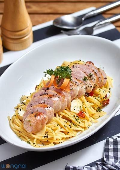 The Heritage Bangkok (โรงแรม เดอะ เฮอริเทจ)