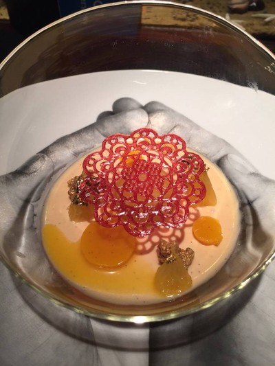 L'Atelier de Joel Robuchon คิวบ์ ไลฟ์สไตล์ รีเทล เซ็นเตอร์