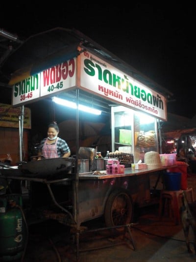ร้านแบบรถเข็น