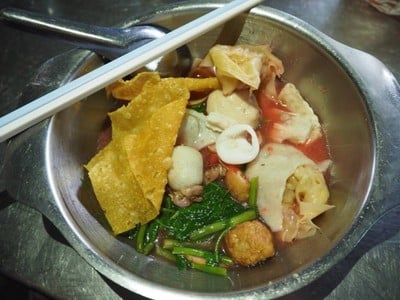 เกี๊ยวกุ้งเย็นตาโฟ น้ำขลุกขลิก 50 บาท