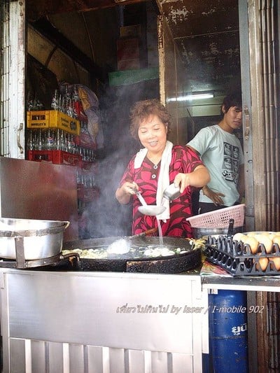 แดงราชาหอยทอด