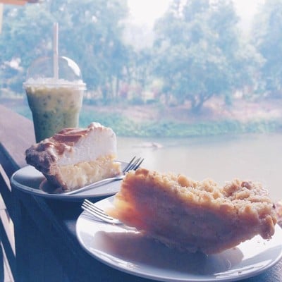 พายมะพร้าว พายแอปเปิ้ล ชาเขียว ^^