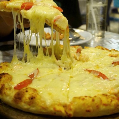 เกาะลันตาพิซเซอเรีย ถนนเจ้าฟ้า