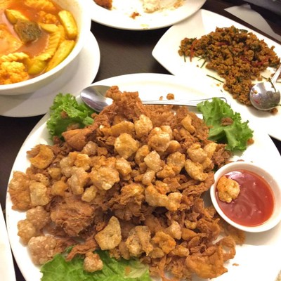 ปราย ระย้า Local Phuket Cuisine , Sukhumvit 8 ( 350 M. form BTS NaNa )