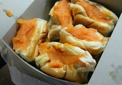 ขนมปังเจ้าอร่อยเด็ดเยาวราช (Yaowarat Toast) เยาวราช ขนมปังเจ้าอร่อยเด็ดเยาวราช (Yaowarat Toast) เยาวราช